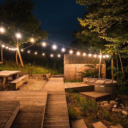 Domek Dla Pary Kaszuby Linia Brzegowa Jezioro Prywatny Las Roztoka  Bagian luar foto